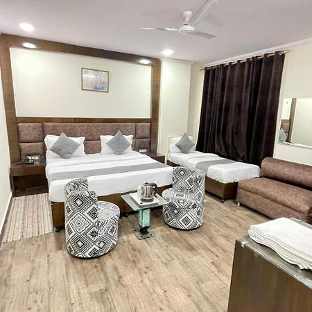 Hotel Radiance دلهي المظهر الخارجي الصورة