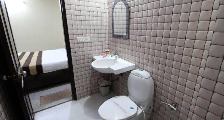 Hotel Radiance دلهي المظهر الخارجي الصورة