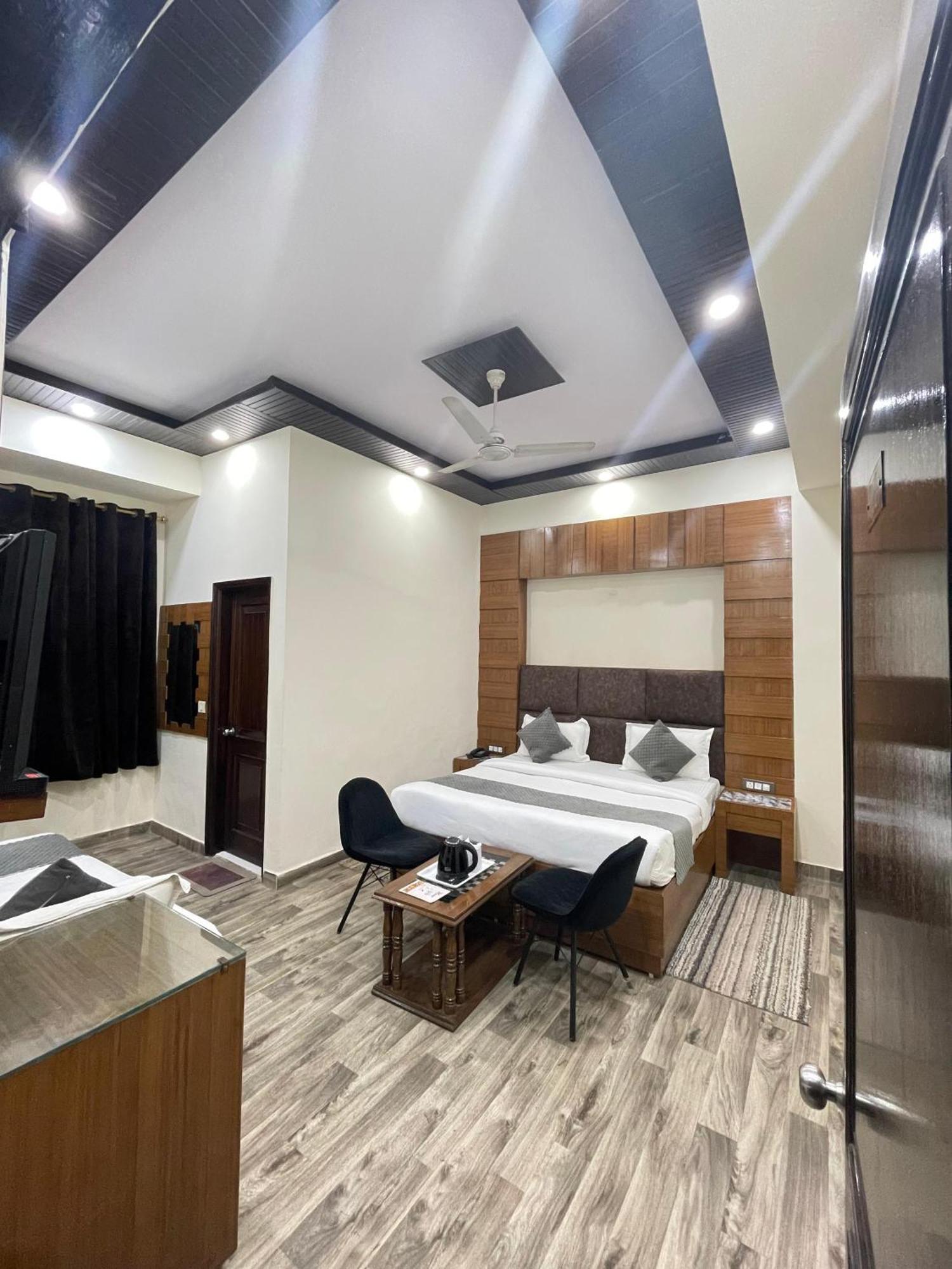 Hotel Radiance دلهي المظهر الخارجي الصورة