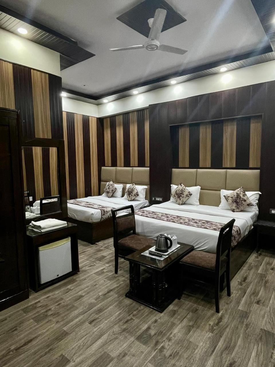 Hotel Radiance دلهي المظهر الخارجي الصورة
