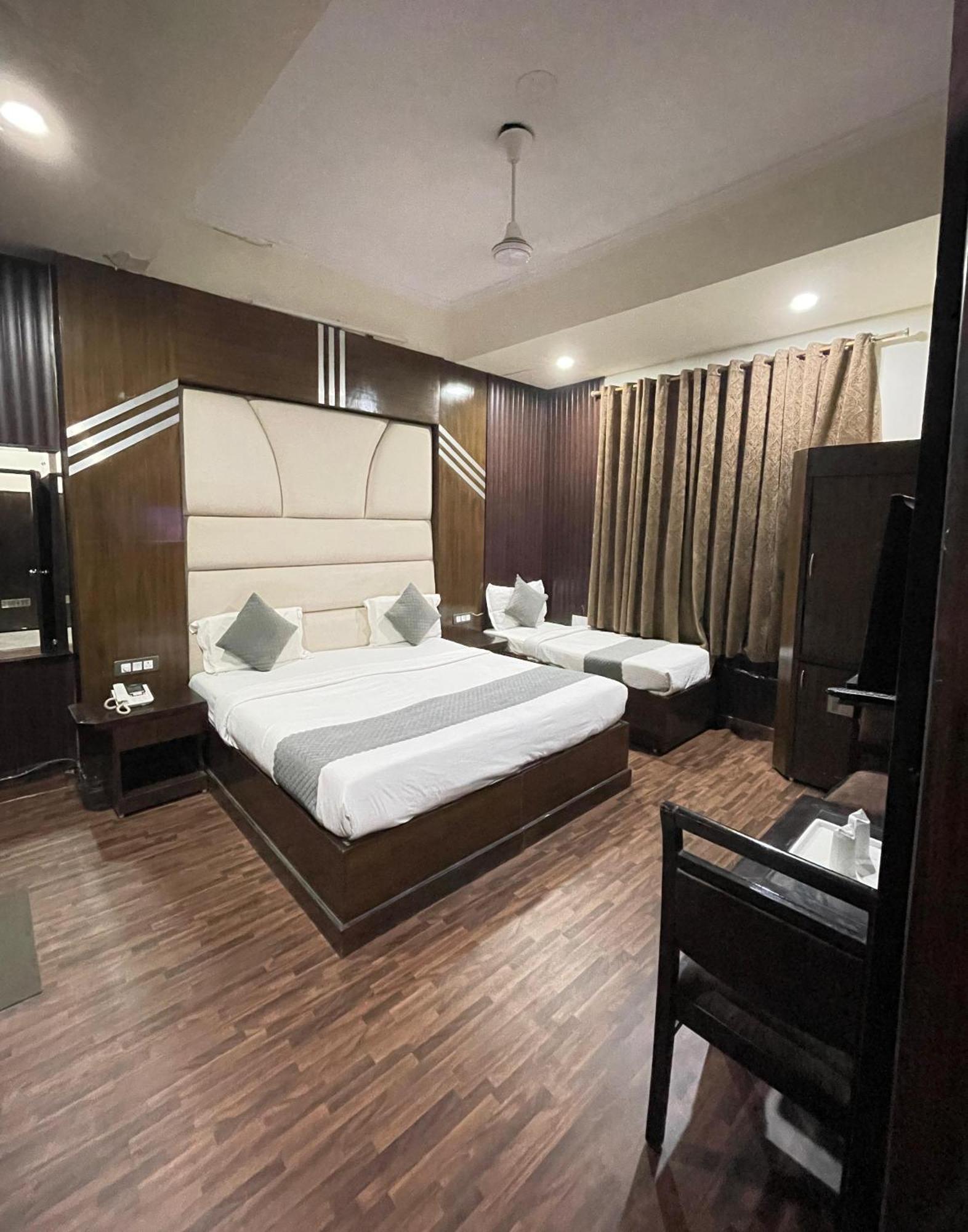 Hotel Radiance دلهي المظهر الخارجي الصورة